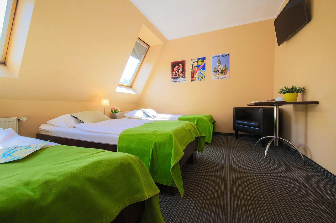 ורוצלב Glow Hostel מראה חיצוני תמונה