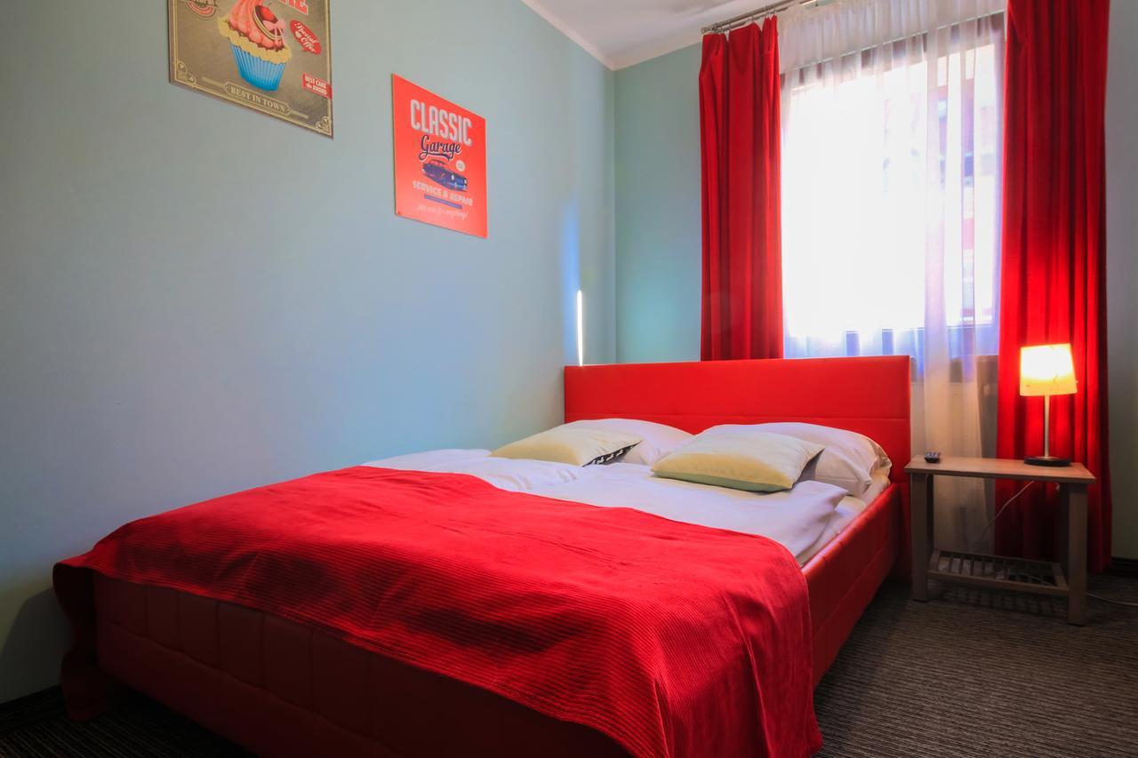 ורוצלב Glow Hostel מראה חיצוני תמונה