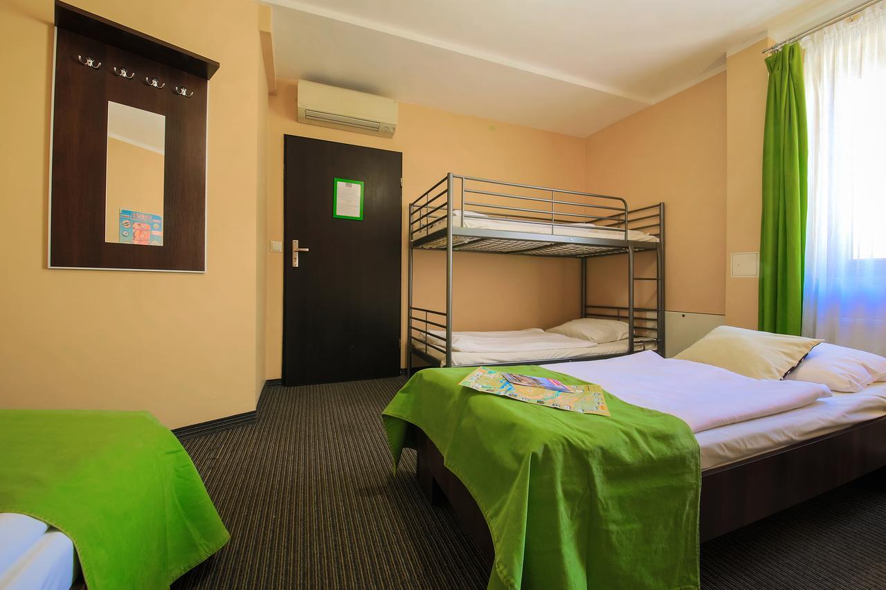 ורוצלב Glow Hostel מראה חיצוני תמונה