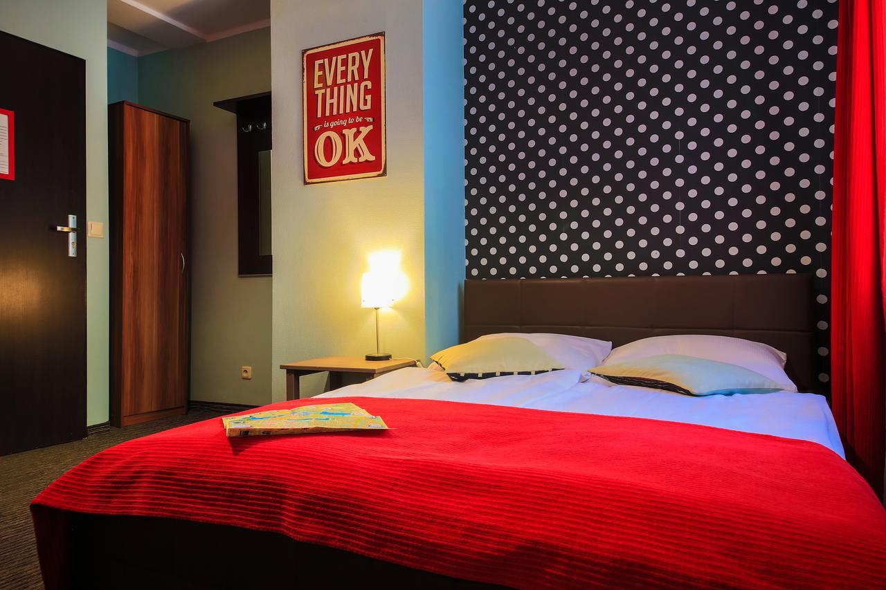 ורוצלב Glow Hostel מראה חיצוני תמונה