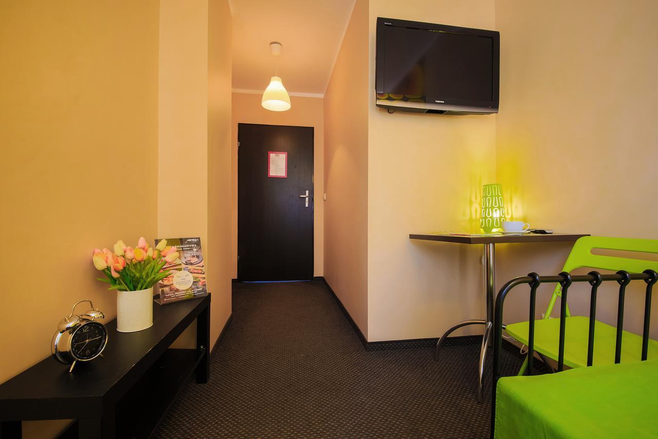ורוצלב Glow Hostel מראה חיצוני תמונה