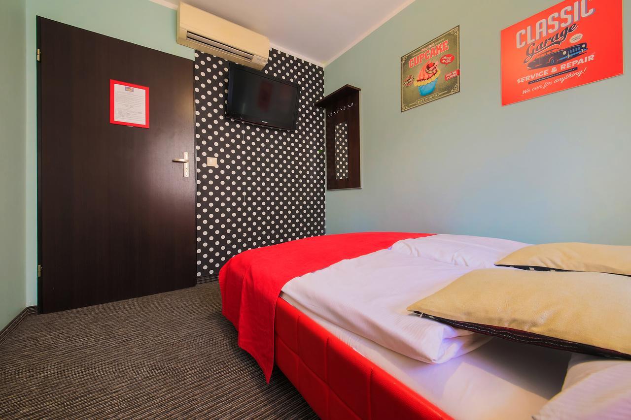 ורוצלב Glow Hostel מראה חיצוני תמונה