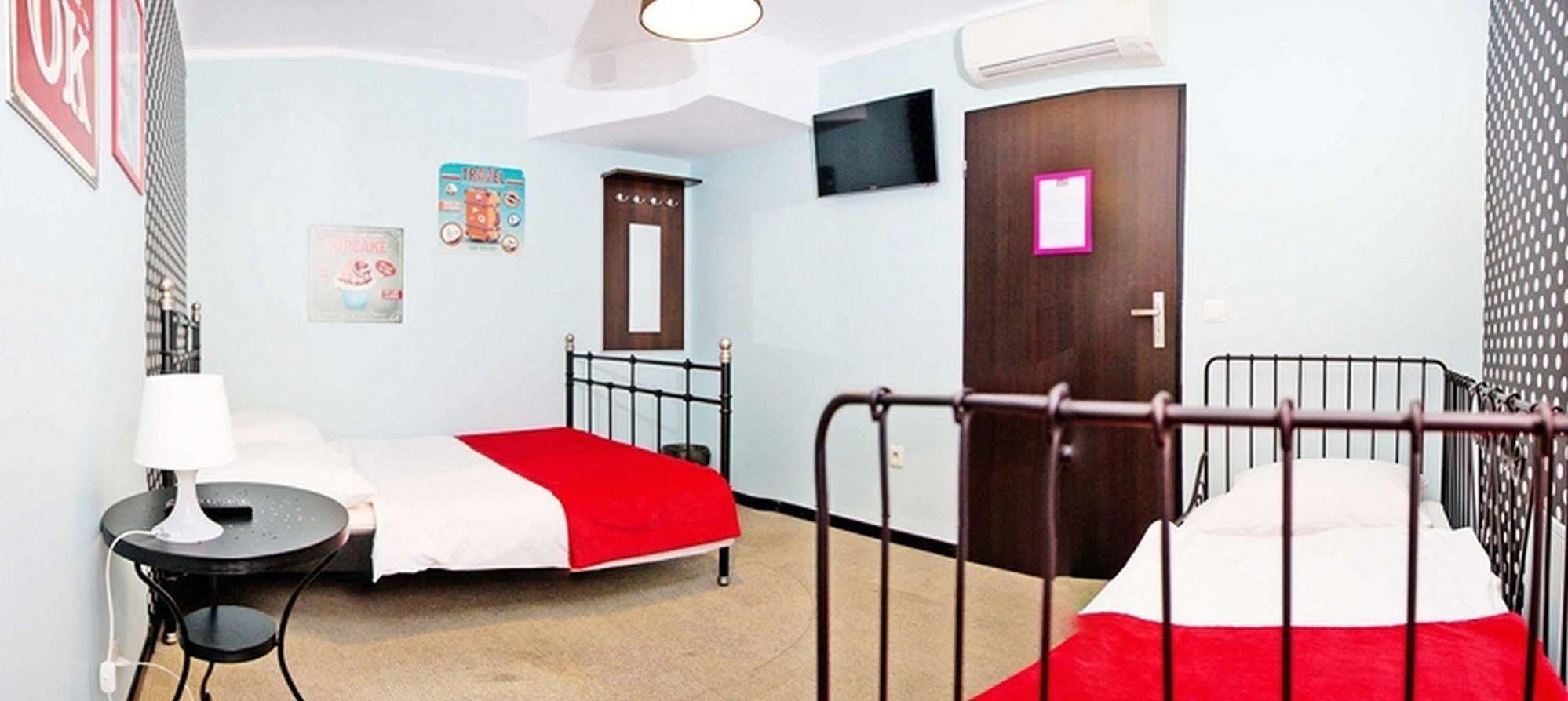 ורוצלב Glow Hostel מראה חיצוני תמונה
