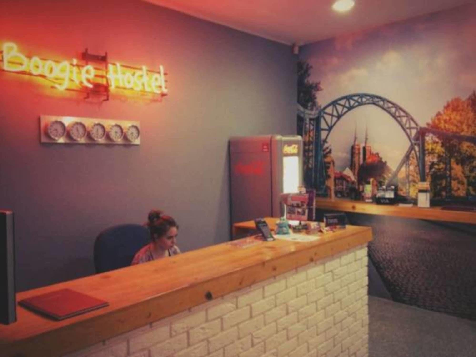 ורוצלב Glow Hostel מראה חיצוני תמונה